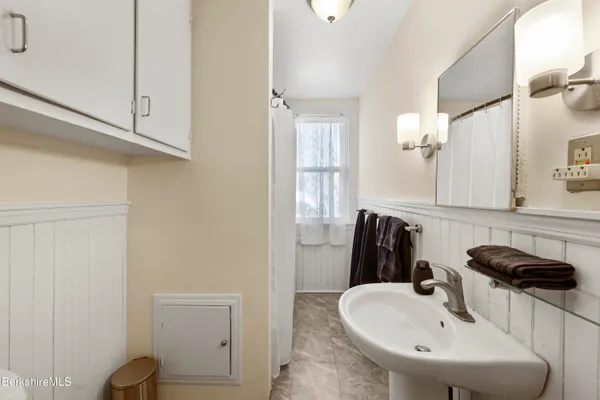 $625,000 | 53 Cole Avenue, Williamstown, MA 01267