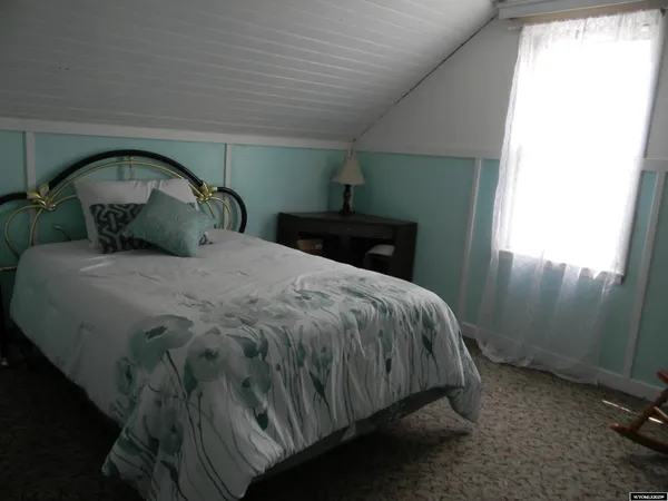 $165,000 | 307 Diamondville Avenue, Diamondville, WY 83116