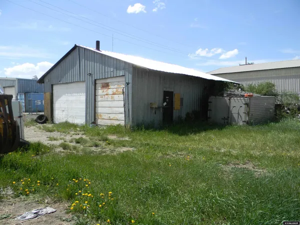 $165,000 | 307 Diamondville Avenue, Diamondville, WY 83116
