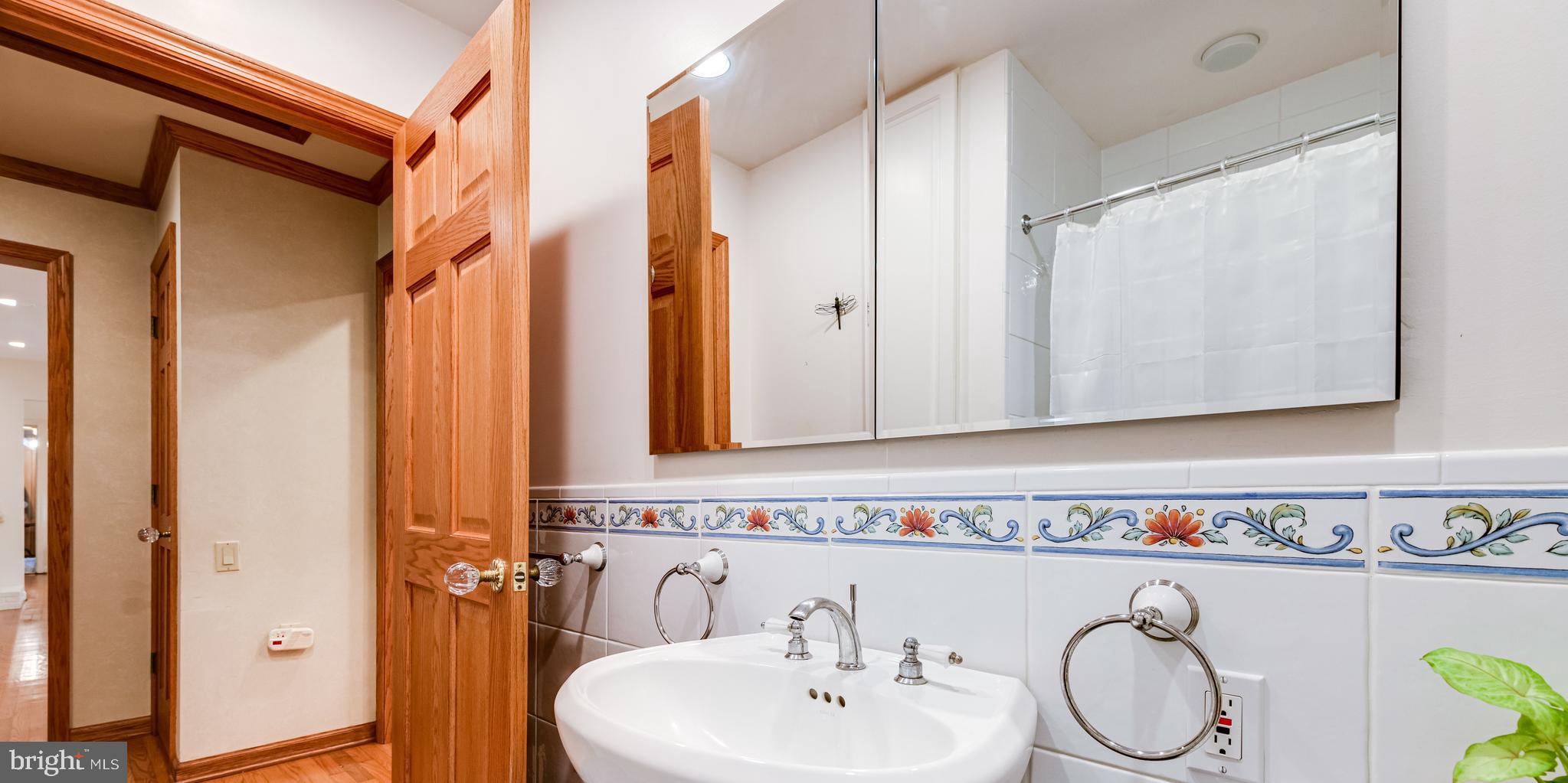 6444 Elmdale Road Alexandria, VA 22312 - Photo 21 of 64