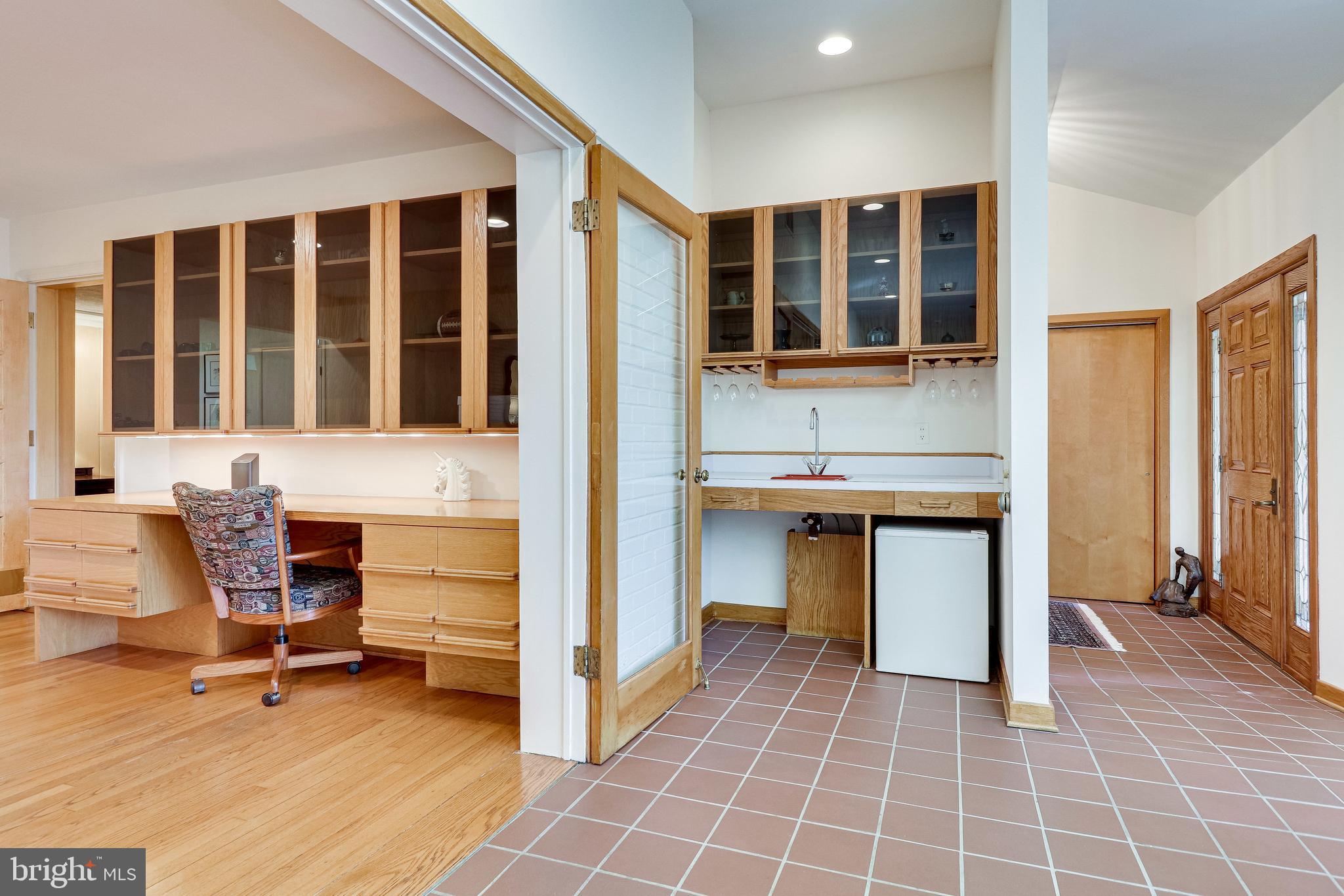 6444 Elmdale Road Alexandria, VA 22312 - Photo 10 of 64