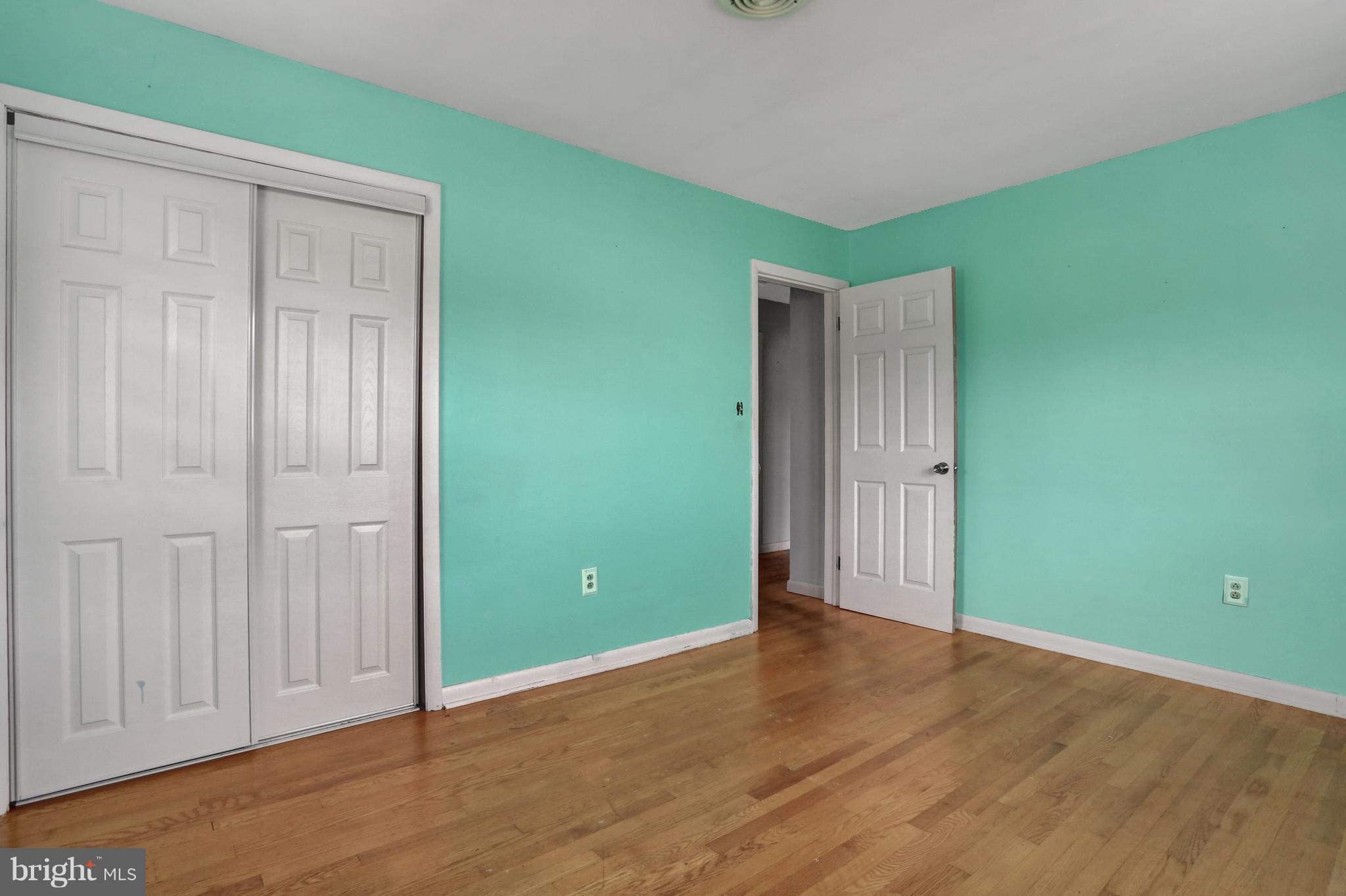 22327 Old Georgetown Road Smithsburg, MD 21783 - Photo 11 of 25 Bedroom 1