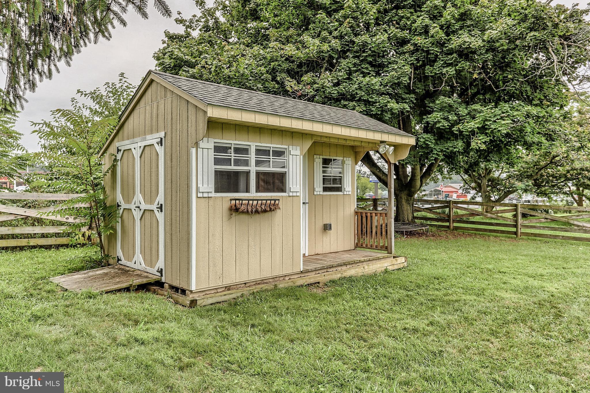 22327 Old Georgetown Road Smithsburg, MD 21783 - Photo 21 of 25 Storage Shed