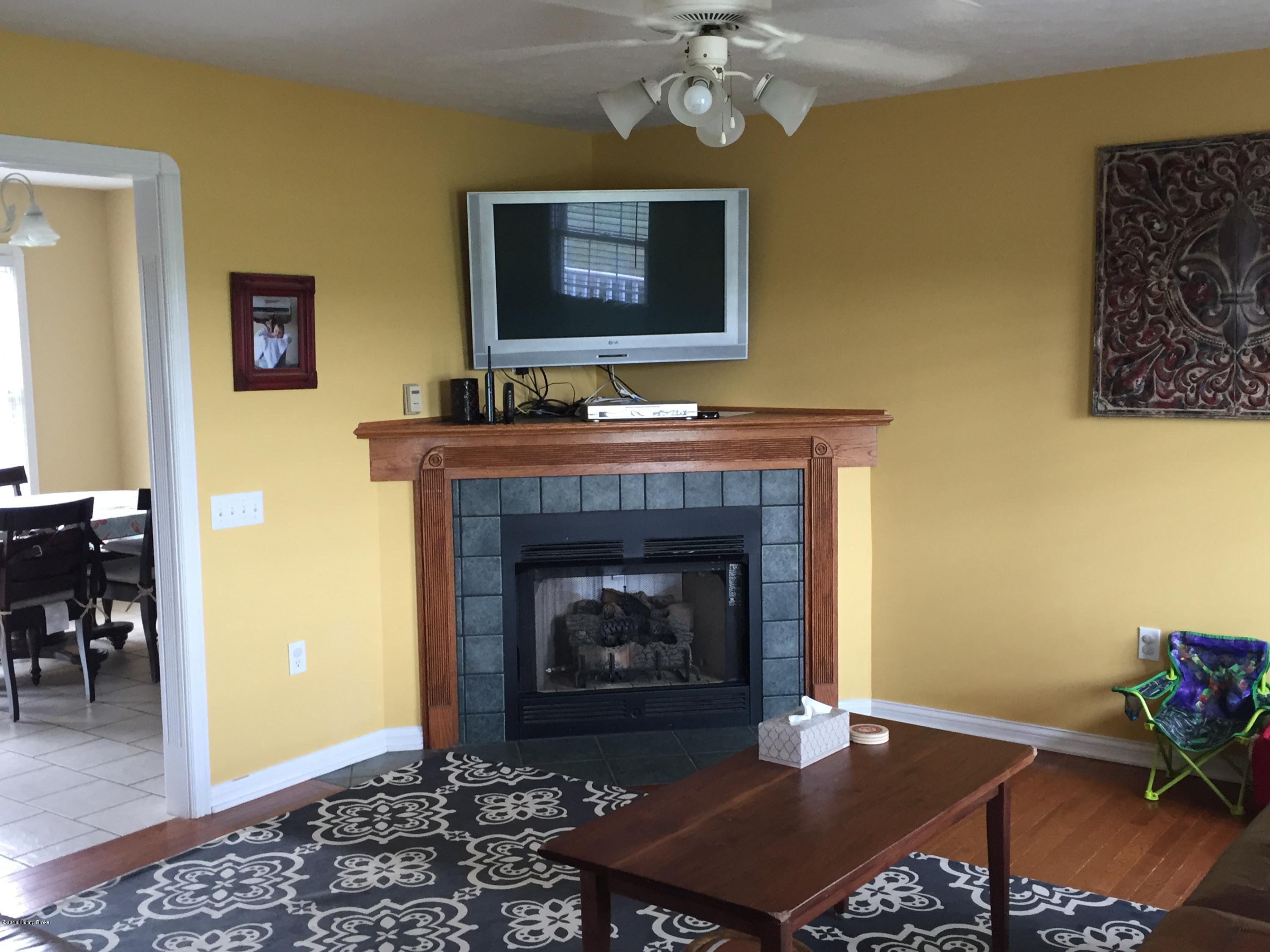 241 Chase Lake Road Rineyville, KY 40162 - Photo 6 of 45 IMG_1350