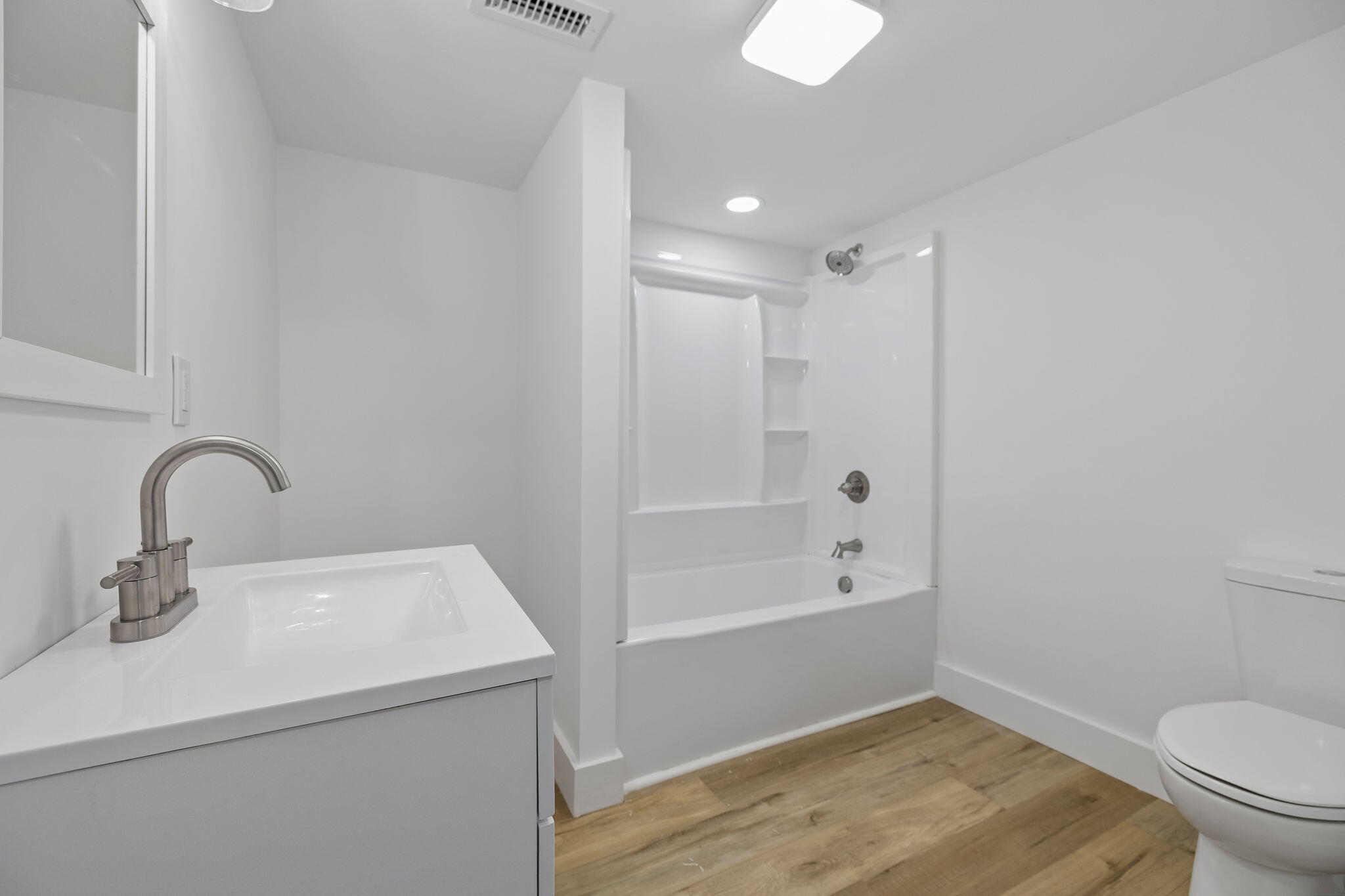 614 Shoemaker Street Athens, TN 37303 - Photo 35 of 46 Basement Bathroom