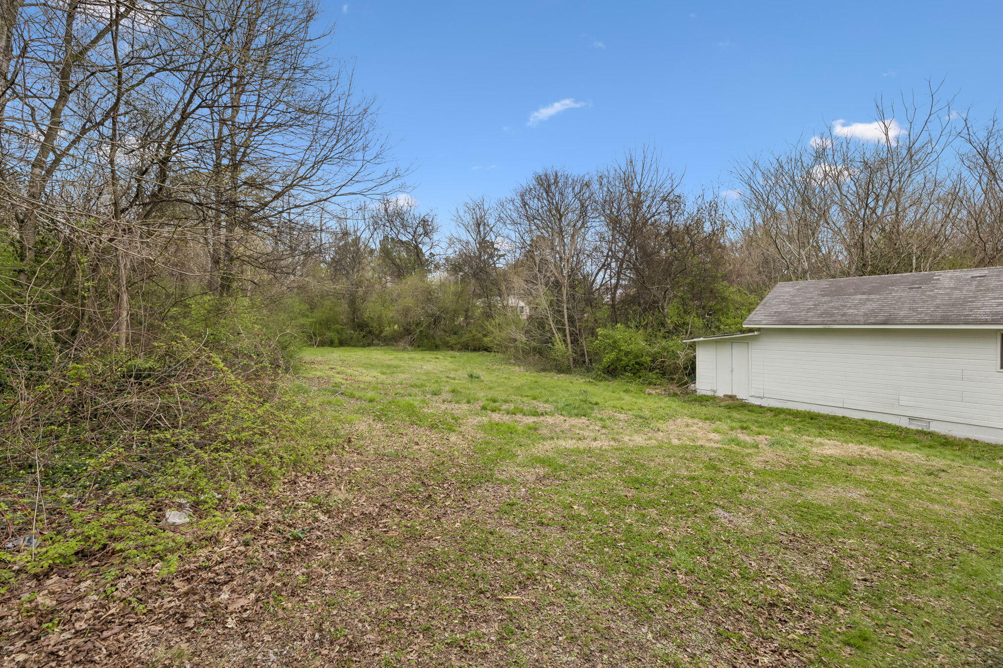 614 Shoemaker Street Athens, TN 37303 - Photo 40 of 46 Backyard