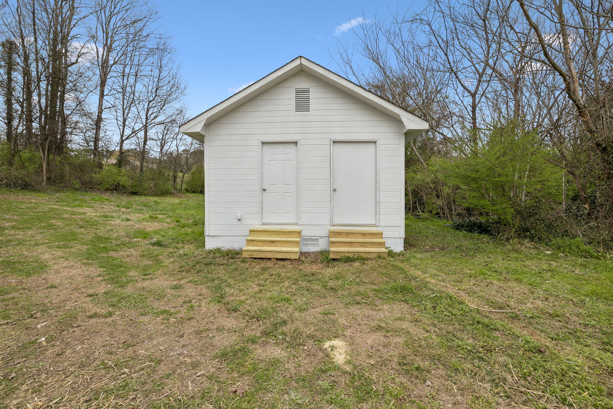 614 Shoemaker Street Athens, TN 37303 - Photo 41 of 46 Shed