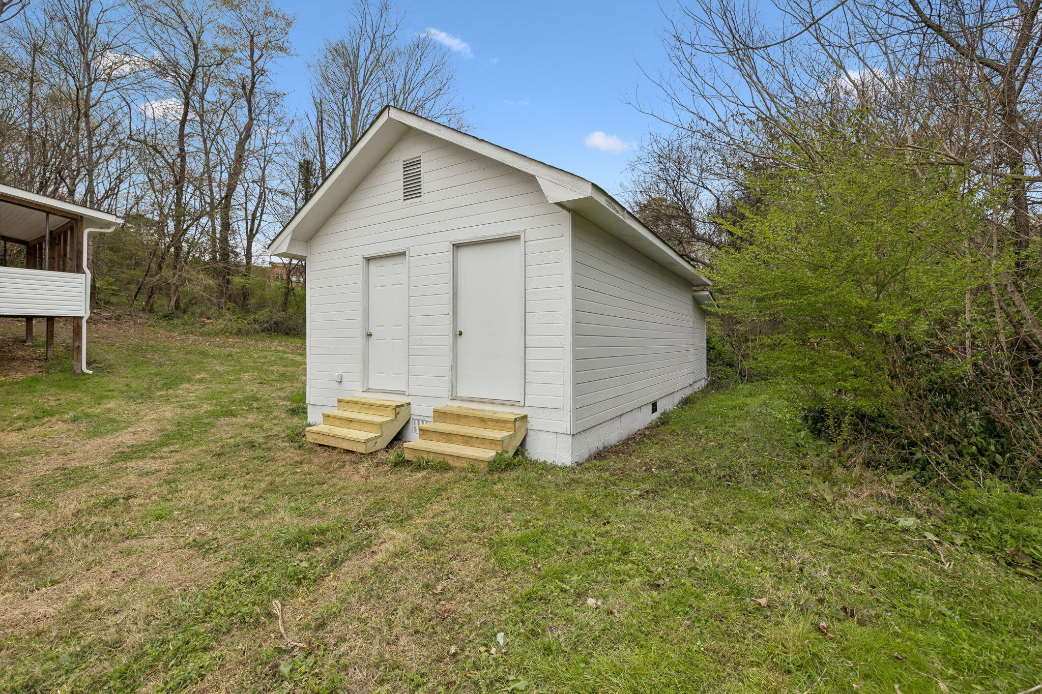 614 Shoemaker Street Athens, TN 37303 - Photo 42 of 46 Shed