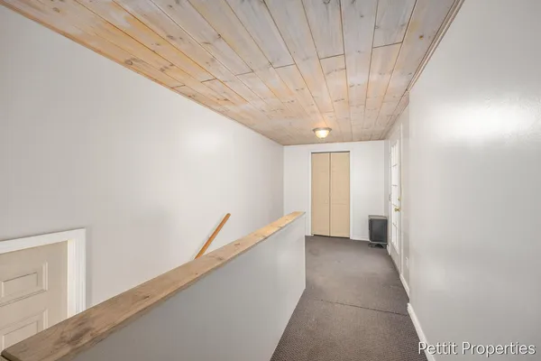 $299,900 | 623 Lennon Lane, Gladwin, MI 48624