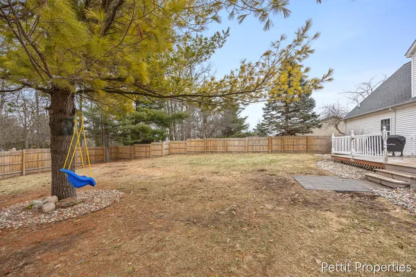 $299,900 | 623 Lennon Lane, Gladwin, MI 48624