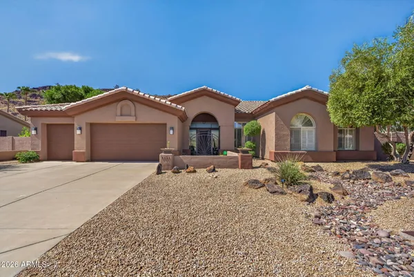 $1,000,000 | 5565 West Pinnacle Hill Drive, Glendale, AZ 85310