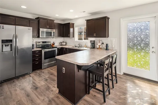 $525,000 | 10502 189th Street East, Puyallup, WA 98374