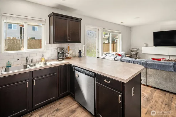 $525,000 | 10502 189th Street East, Puyallup, WA 98374