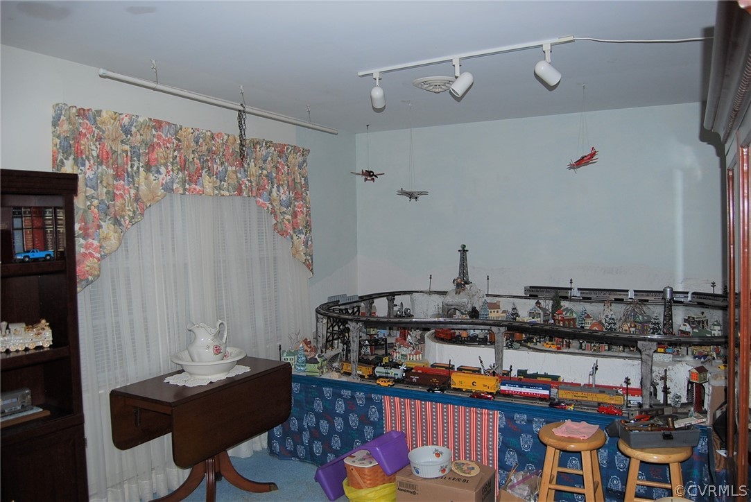 14310 Rosebud Road Chesterfield, VA 23838 - Photo 4 of 20 Gallery Image 4
