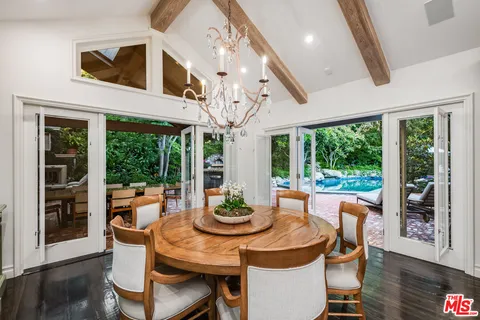 $4,995,000 | 19012 Dorlon Drive, Tarzana, CA 91356