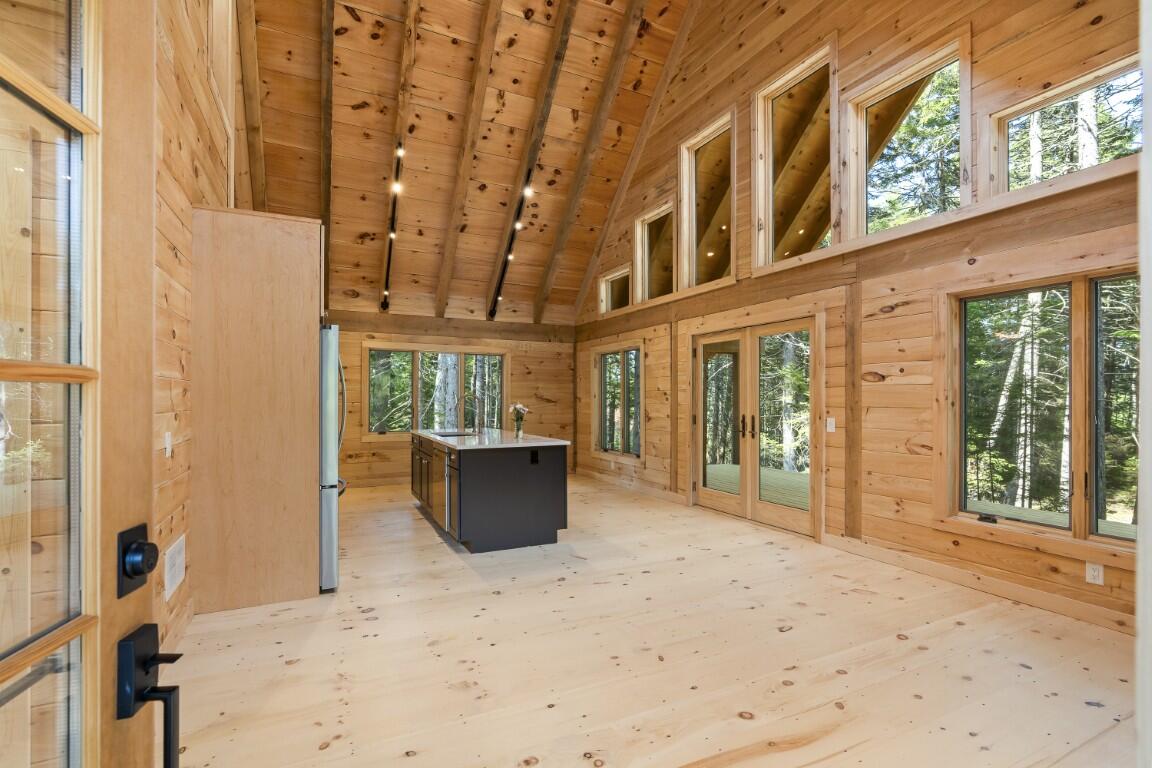 24 Blowhorn Road Boothbay Harbor, ME 04538 - Photo 11 of 52 8