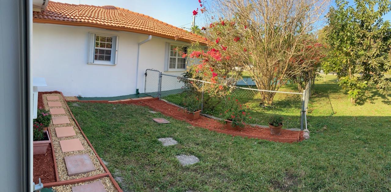 7775 Southwest 72nd Avenue Miami, FL 33143 - Photo 21 of 31 IMG_0107
