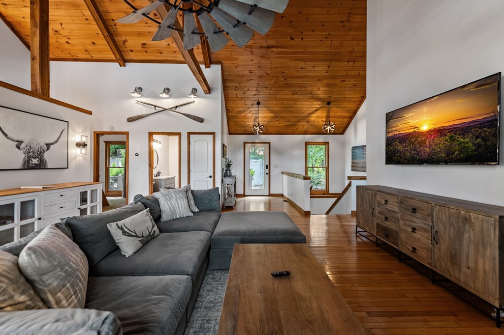 128 Overlake Court Morganton, GA 30560 - Photo 9 of 95