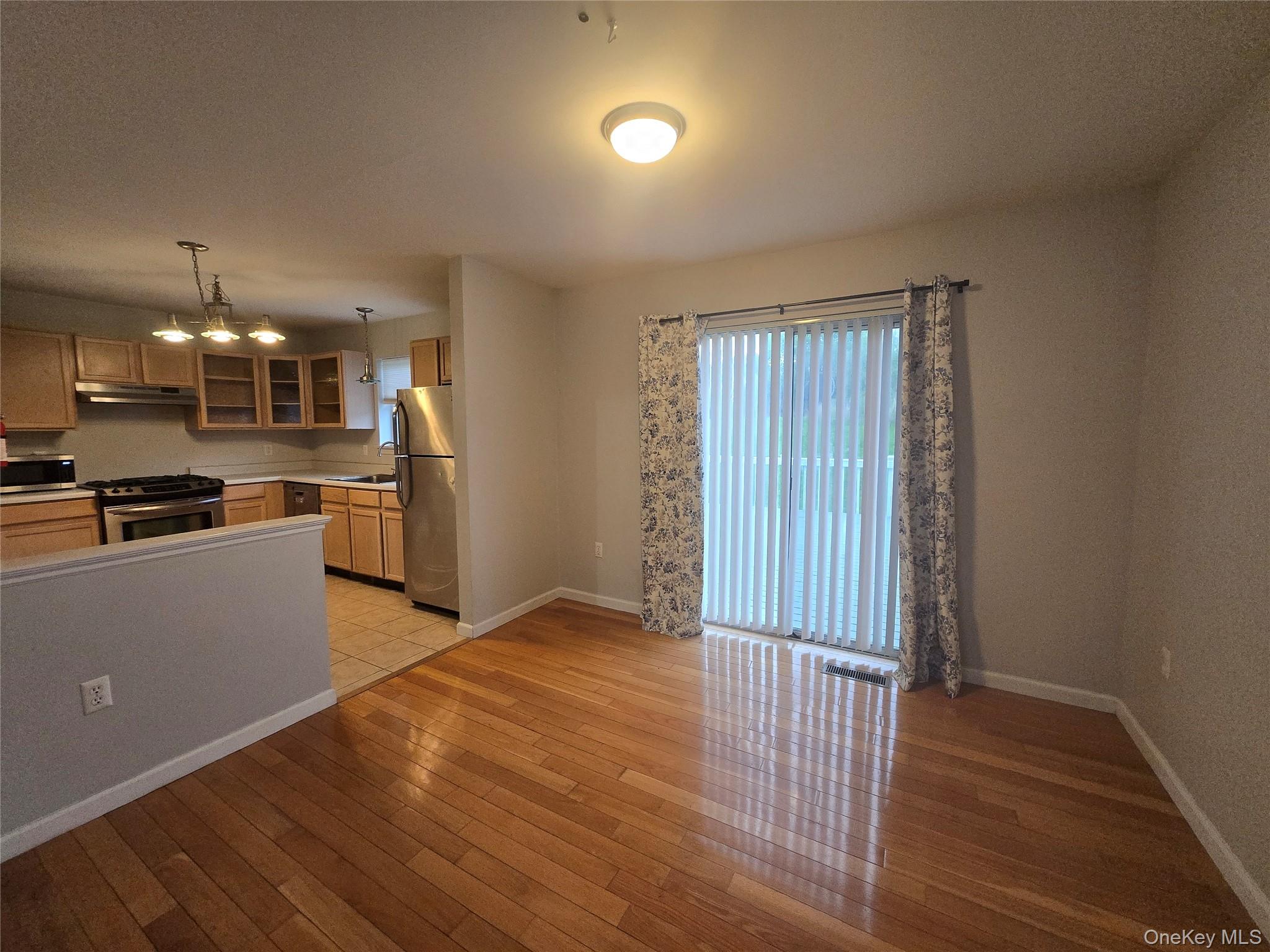 60 Evan Road Warwick, NY 10990 - Photo 6 of 28