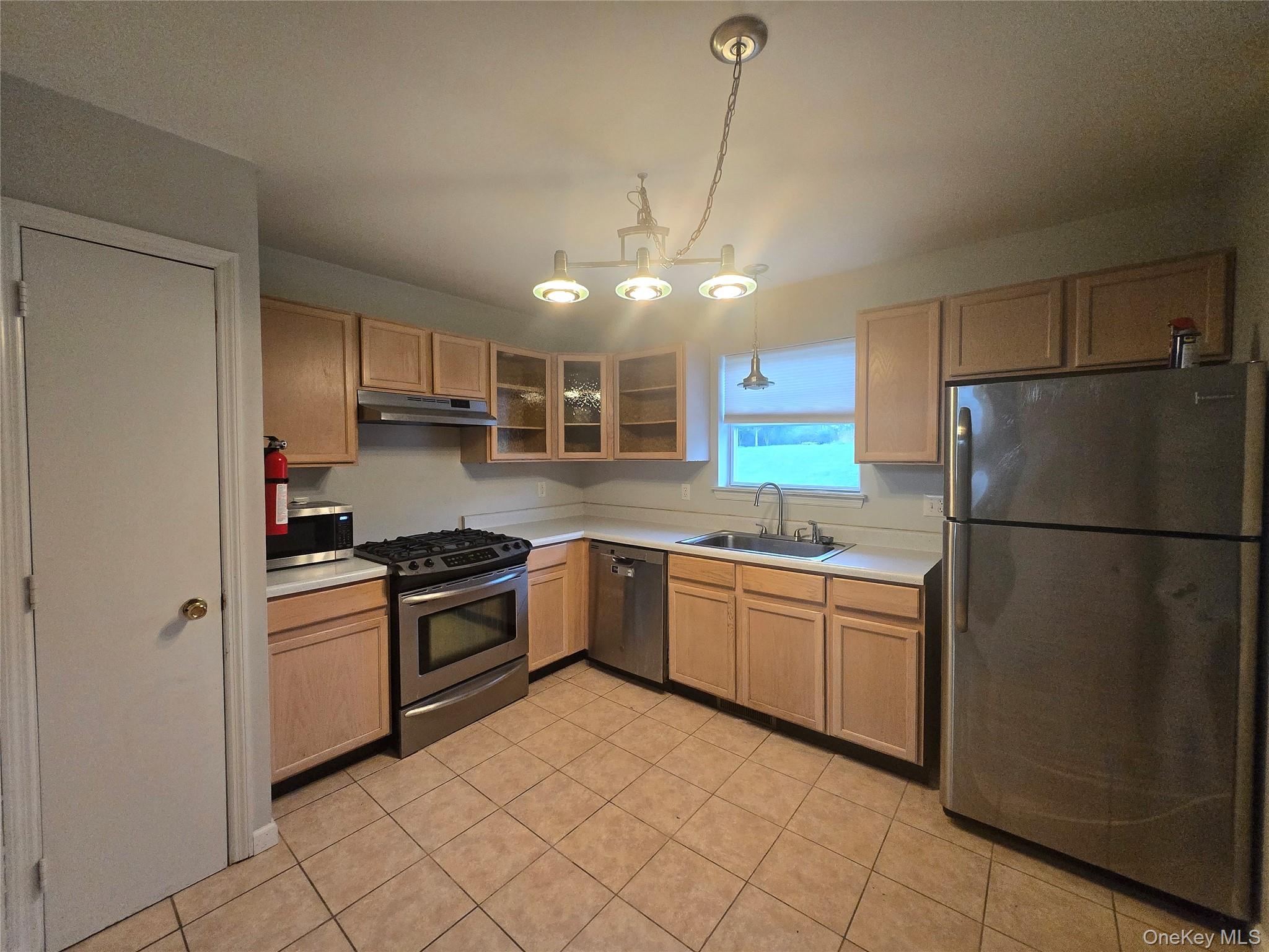 60 Evan Road Warwick, NY 10990 - Photo 9 of 28