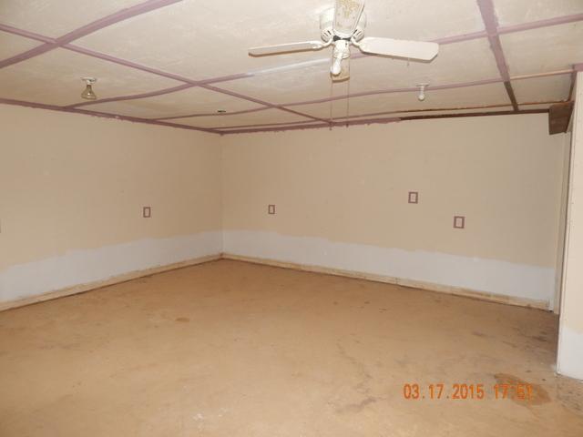 2090 Hoovers Road Duck River, TN 38454 - Photo 4 of 12 Gallery Image 4