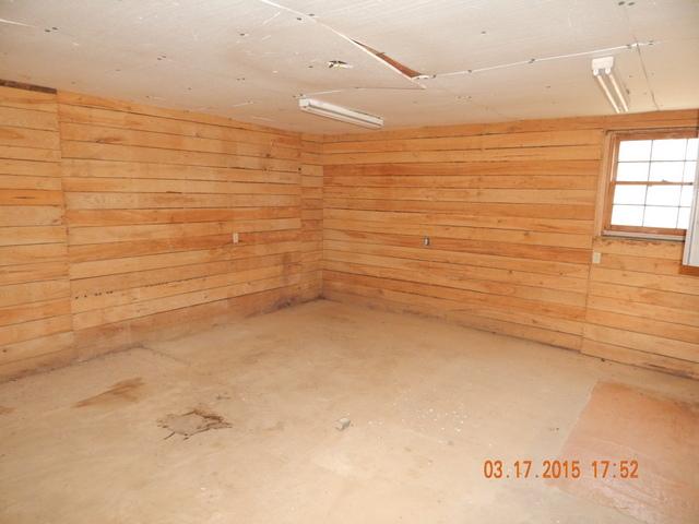 2090 Hoovers Road Duck River, TN 38454 - Photo 5 of 12 Gallery Image 5
