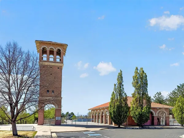 $825,000 | 5849 South Danube Circle, Aurora, CO 80015