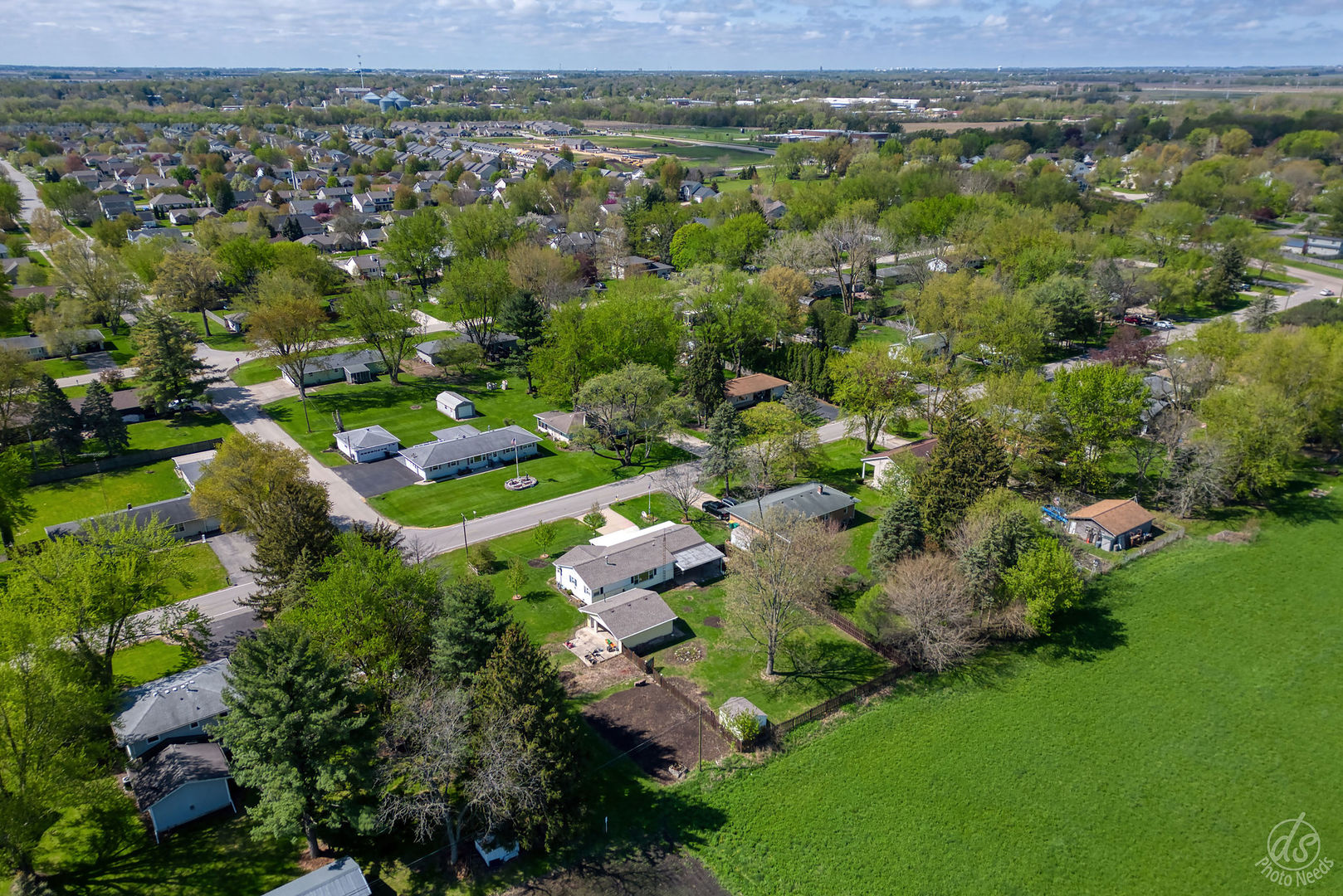 185 Swanson Road Sycamore, IL 60178 - Photo 42 of 47 an aerial view of multiple house