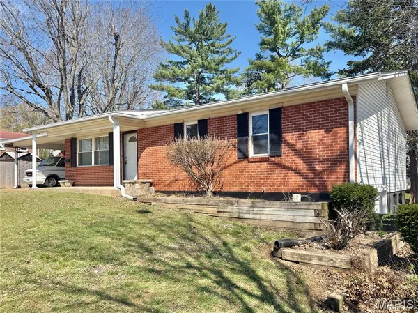 $234,900 | 209 Aldergate Street, Farmington, MO 63640