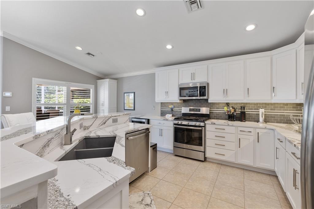 19722 Villa Rosa Loop Estero, FL 33967 - Photo 5 of 28