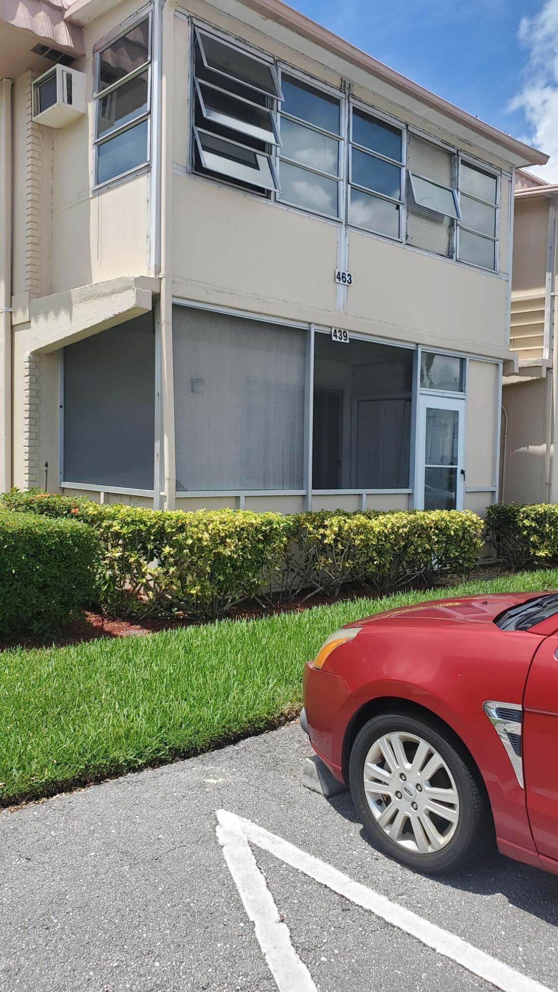 439 Saxony Way Delray Beach, FL 33446 - Photo 2 of 14 20220822_133643_resized