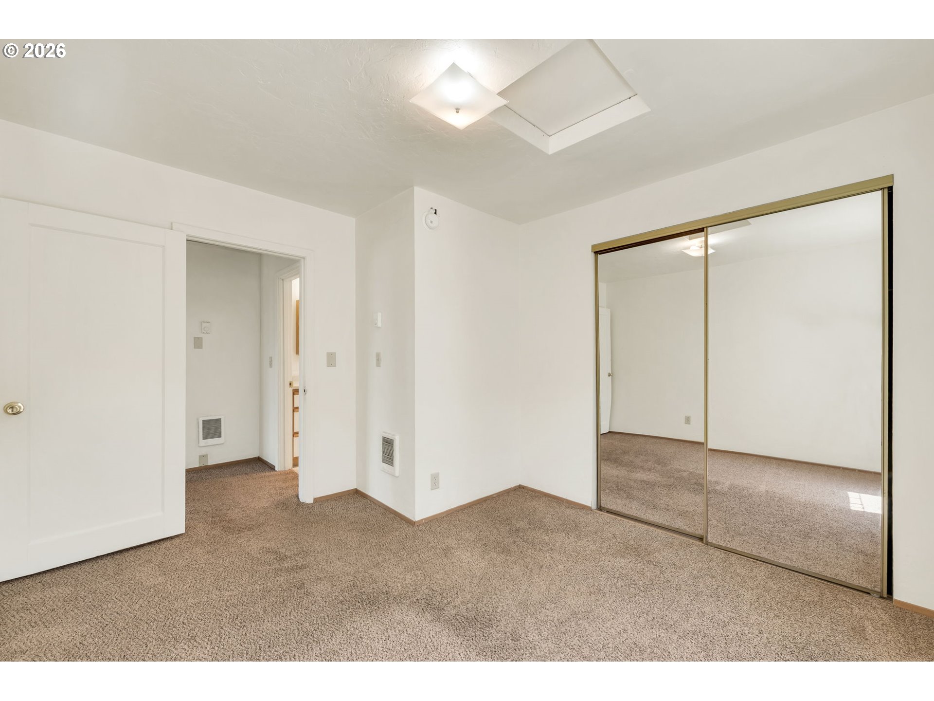 2025 Devos Street Eugene, OR 97402 - Photo 23 of 29
