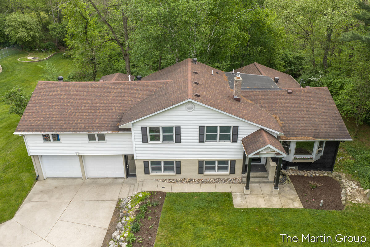 6610 Riga Avenue Northeast Rockford, MI 49341 - Photo 46 of 50 6610-Riga_202