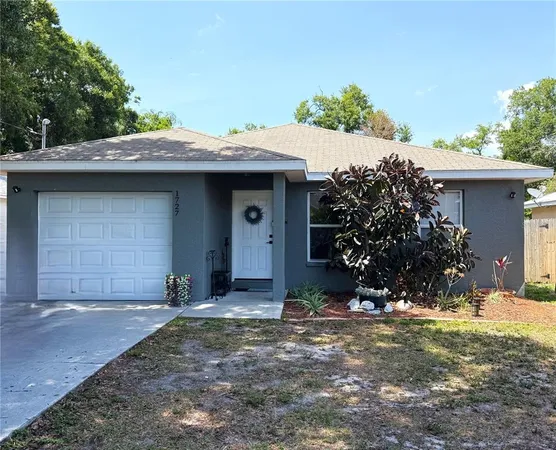$2,150 | 1727 31st Avenue East, Bradenton, FL 34208