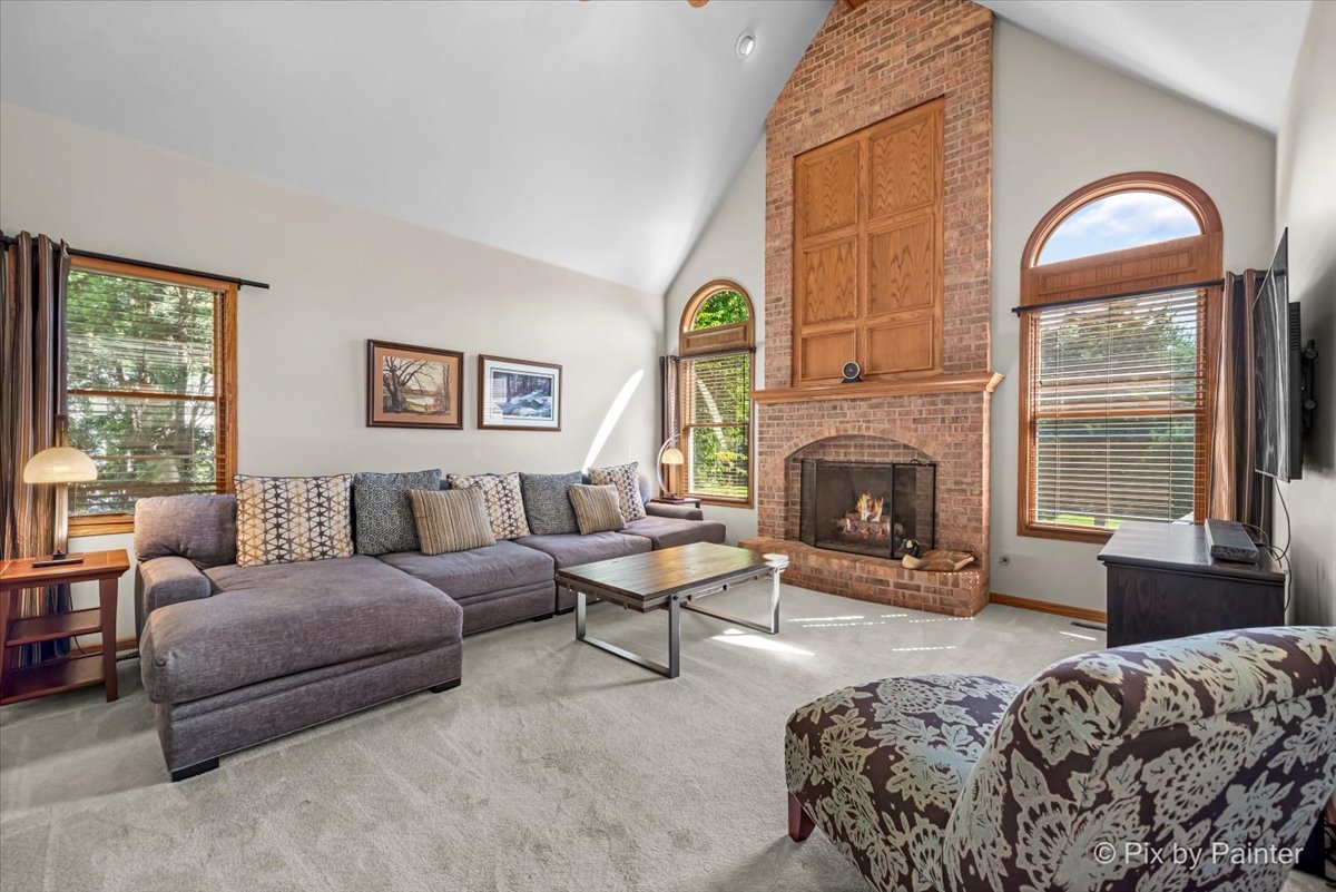 6504 Sands Road Crystal Lake, IL 60014 - Photo 14 of 46 Gallery Image 14