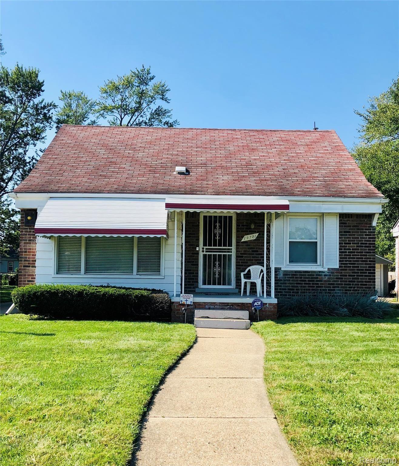 19721 Burt Road Detroit, MI 48219 - Photo 1 of 11 IMG-3011.jpg