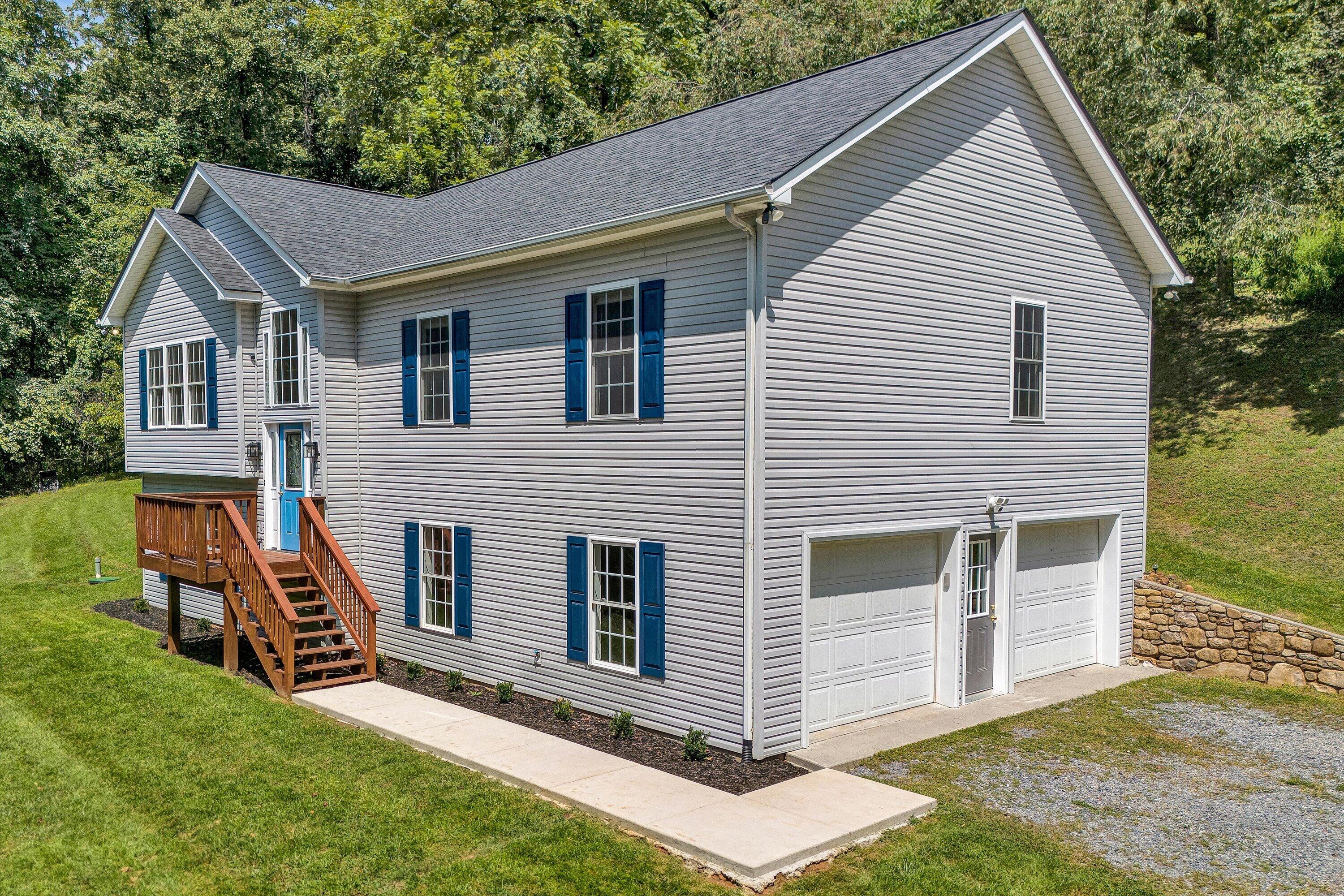 2651 Porters Mountain Road Blue Ridge, VA 24064 - Photo 2 of 43 02-Welcome Home