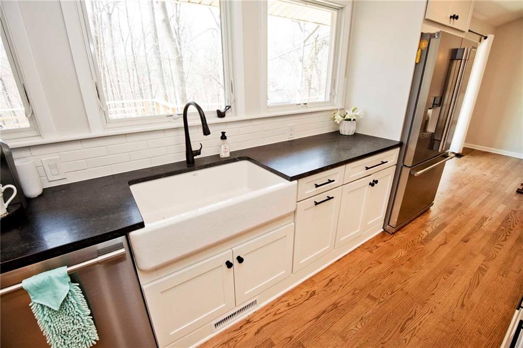 6146 Bramshaw Road Indianapolis, IN 46220 - Photo 10 of 39 Gallery Image 10