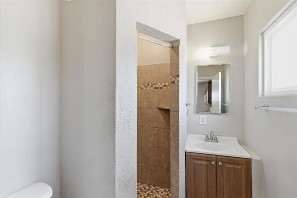 $1,100 | 2609 West Morten Avenue, Unit 1, Phoenix, AZ 85051