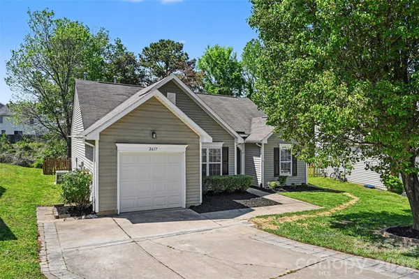 $299,999 | 2617 Forest Grove Court, Charlotte, NC 28269