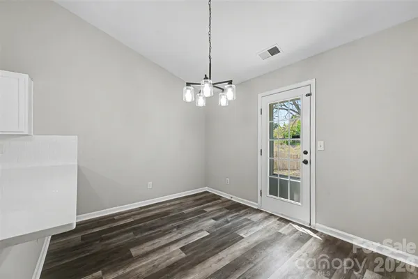 $299,999 | 2617 Forest Grove Court, Charlotte, NC 28269