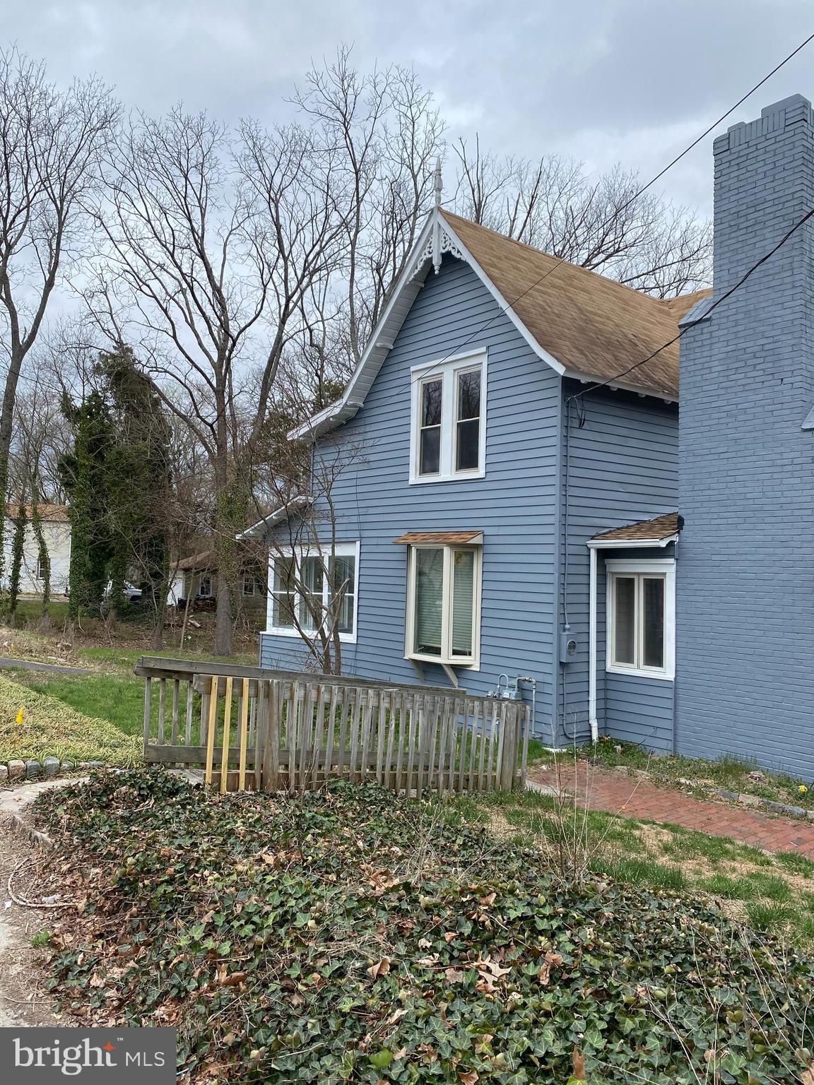 261 Berlin Road Clementon, NJ 08021 - Photo 2 of 45