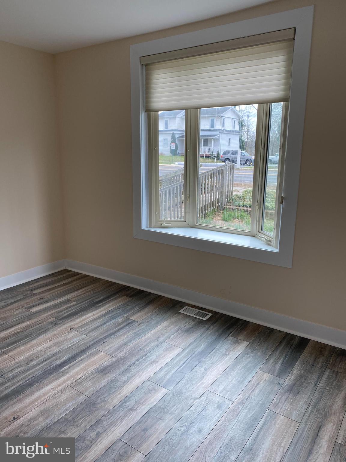 261 Berlin Road Clementon, NJ 08021 - Photo 17 of 45 main level bed room 1