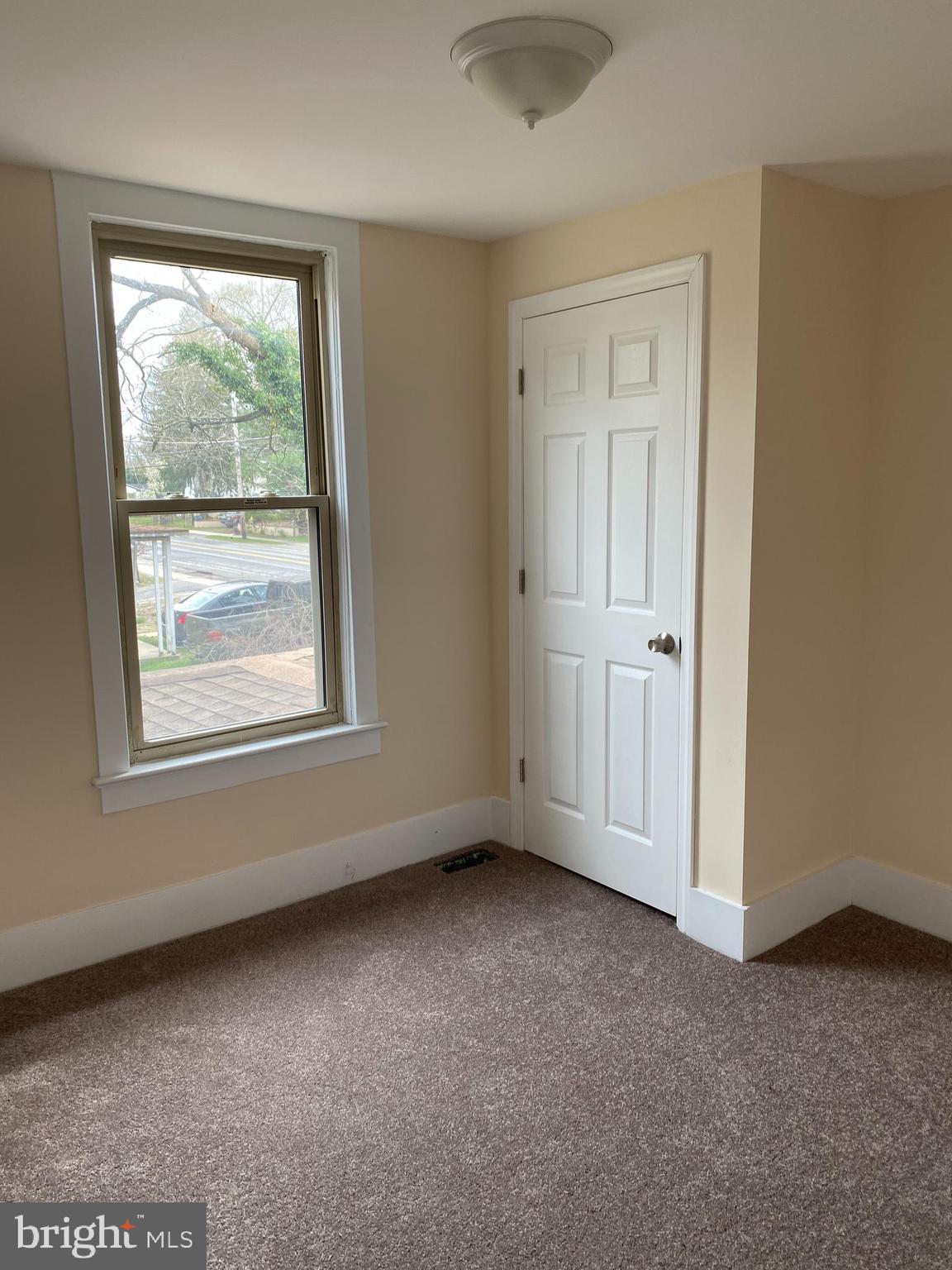 261 Berlin Road Clementon, NJ 08021 - Photo 24 of 45 upper level bedroom 2