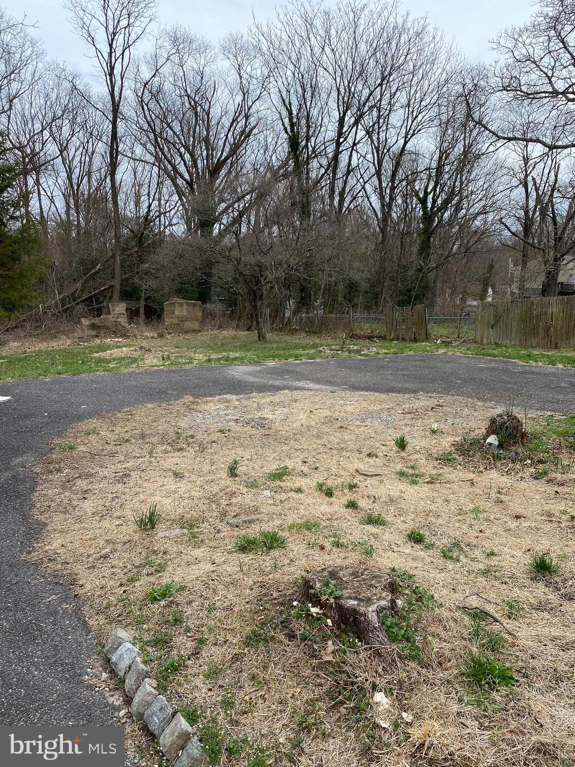 261 Berlin Road Clementon, NJ 08021 - Photo 40 of 45 driveway on left side of home to back yard