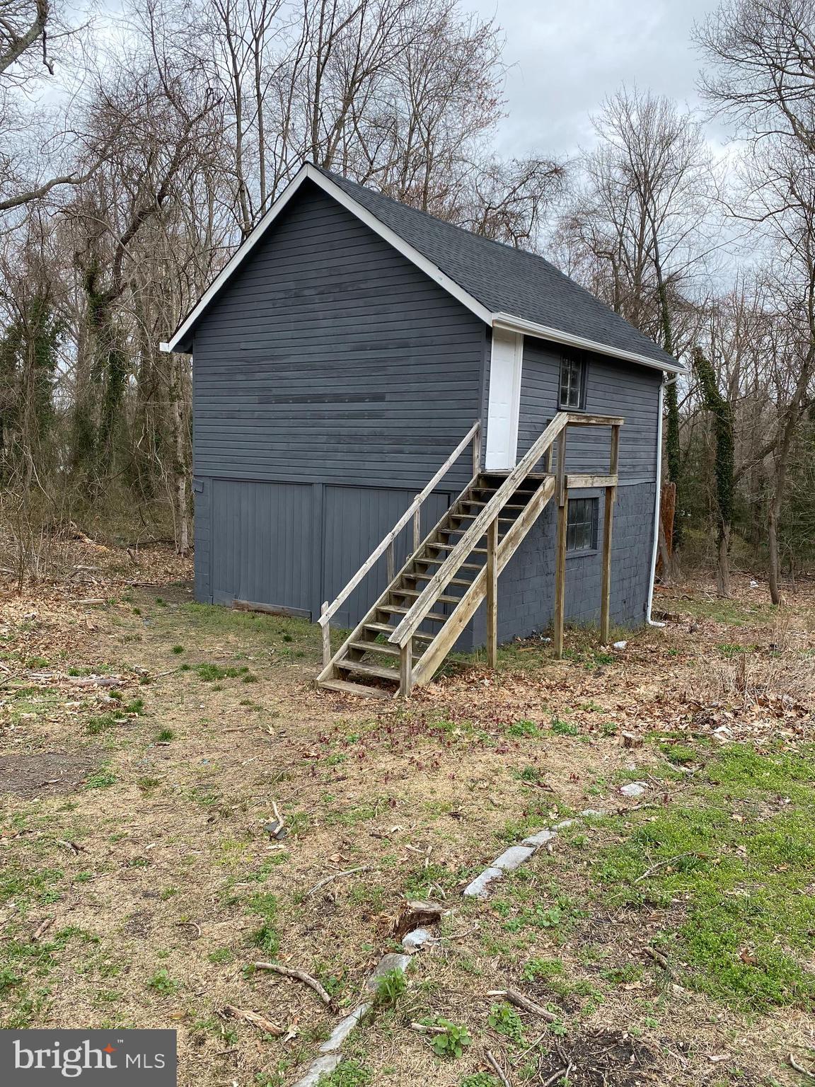 261 Berlin Road Clementon, NJ 08021 - Photo 43 of 45 out building in back yard