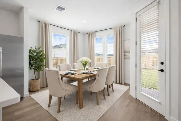 $3,200 | 3333 Woodrose Orchard Drive, Pearland, TX 77581