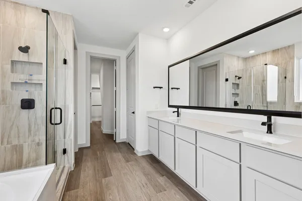 $3,200 | 3333 Woodrose Orchard Drive, Pearland, TX 77581