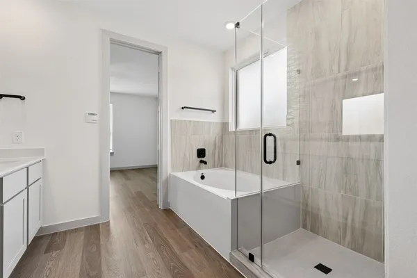 $3,200 | 3333 Woodrose Orchard Drive, Pearland, TX 77581