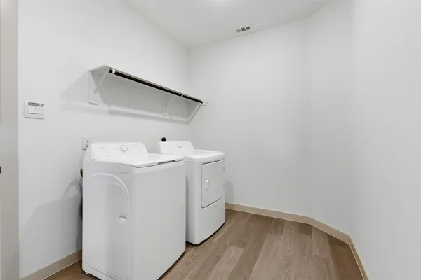 $3,200 | 3333 Woodrose Orchard Drive, Pearland, TX 77581